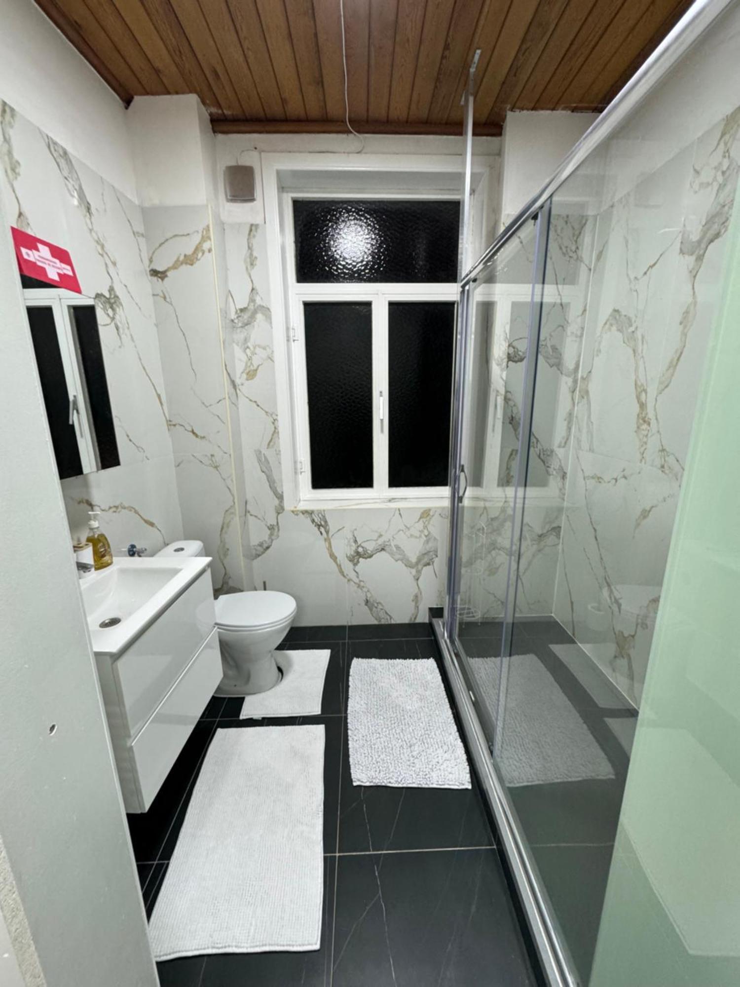 Appartement 2 Chambre Luxueuse A Jette Brussels Luaran gambar